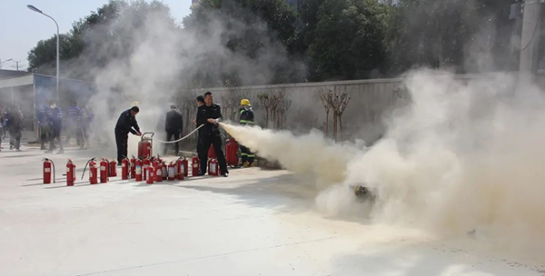 消防安全 重于泰山——公司开展消防安全应急演练活动